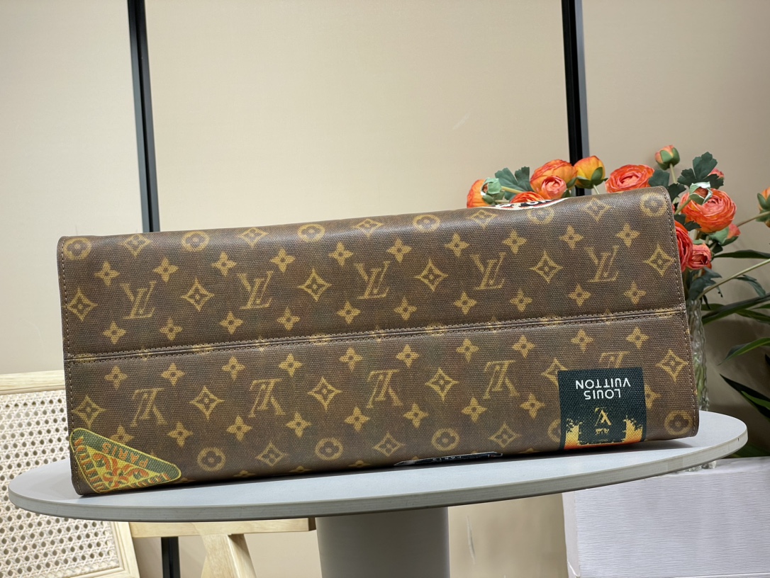 Louis Vuitton Shopping Bags